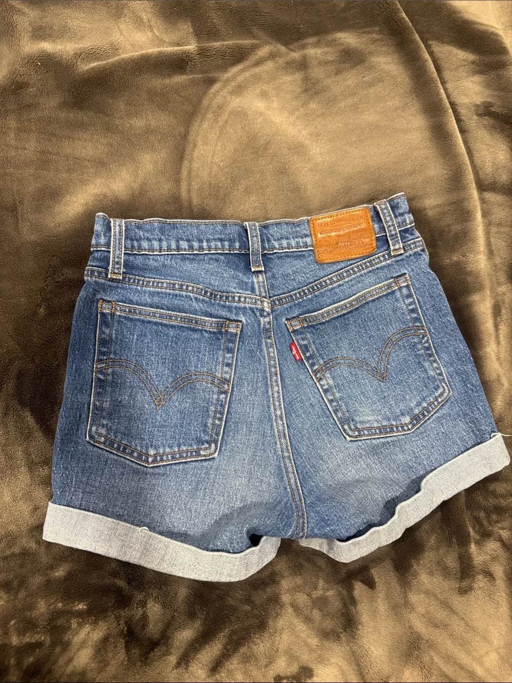 Levis fits more